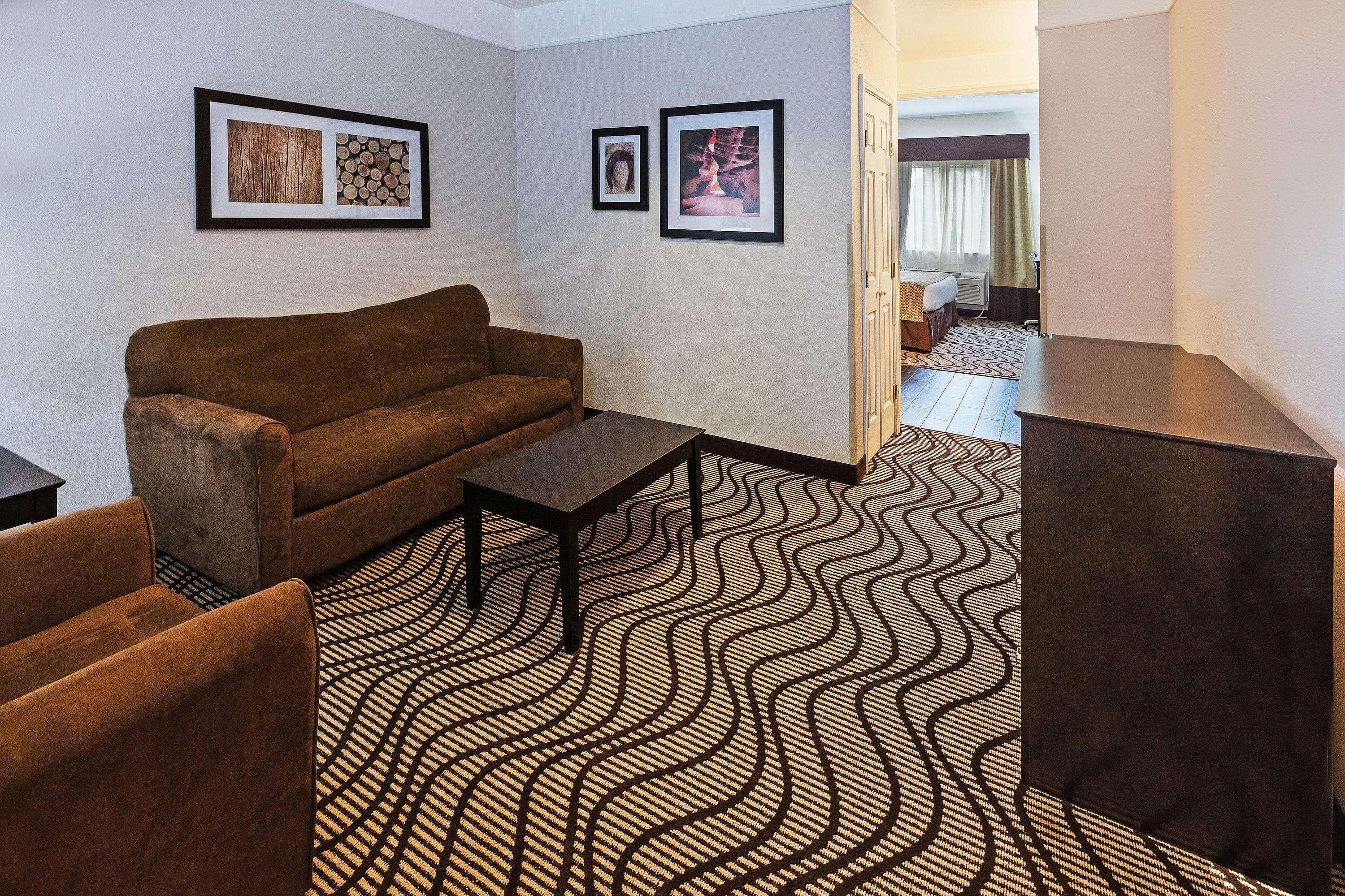La Quinta by Wyndham Pasadena Hotel Bagian luar foto